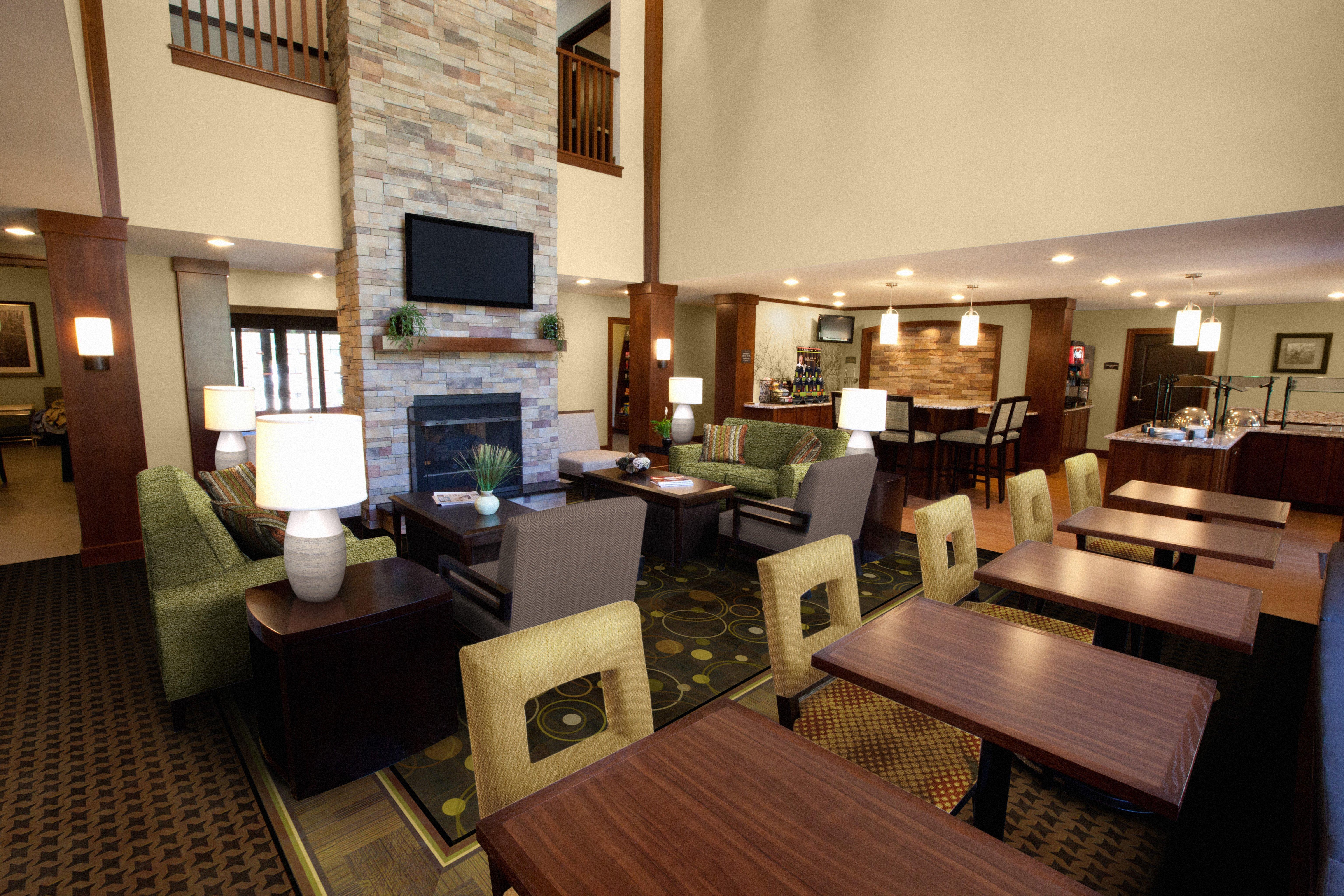 Staybridge Suites Toledo - Rossford - Perrysburg By Ihg Dış mekan fotoğraf